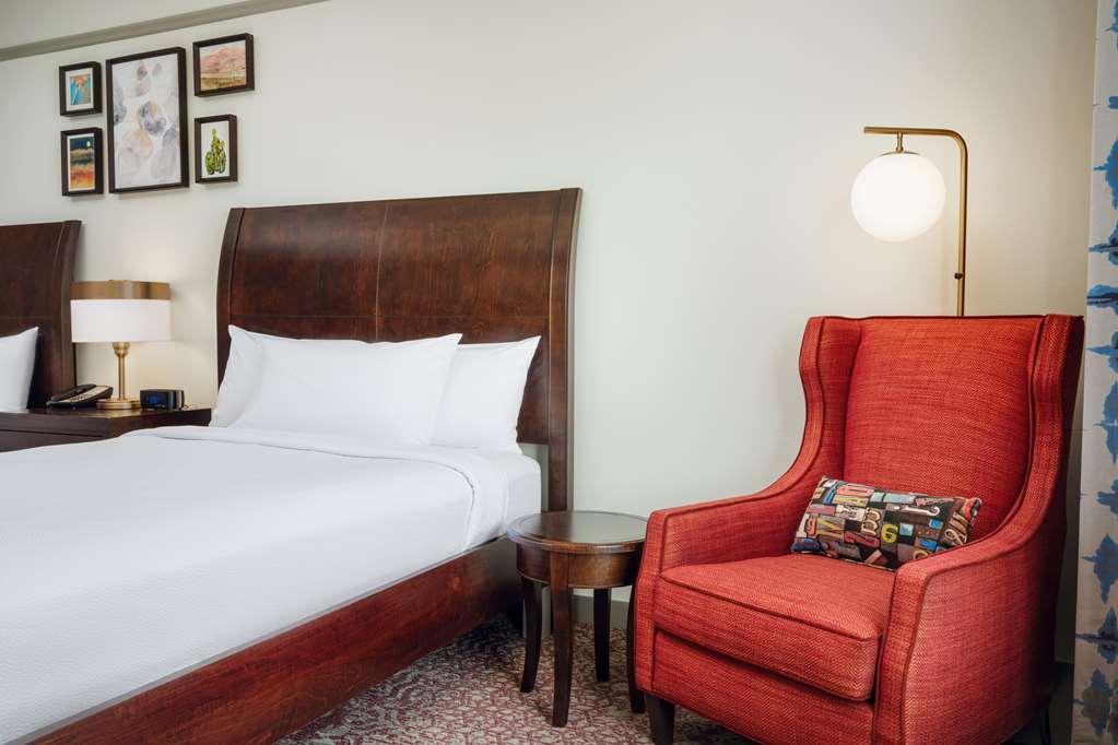 Hilton Garden Inn El Paso Airport Room photo