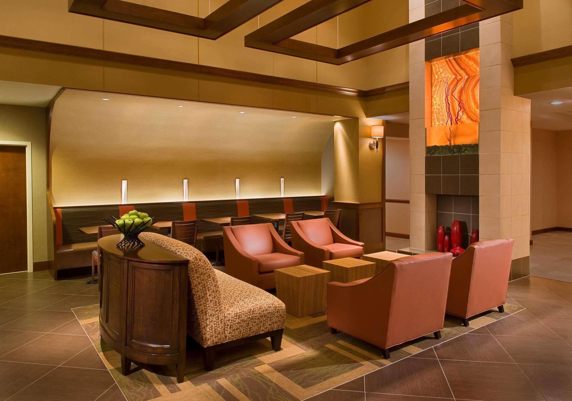 Hilton Garden Inn El Paso Airport Exterior photo